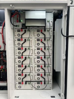 نظام تخزين طاقة البطارية HVAC BESS 51.2V 105AH ثورة في طاقة الكمبيوتر 50-500 كيلوواط الأداء